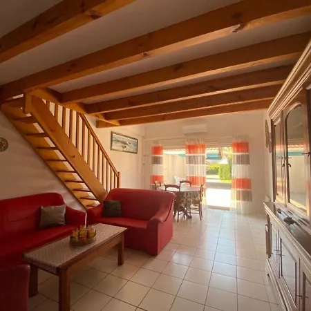 بيت للعطل Maison Paisible A Capbreton, 3 Chambres, Terrasse, Jardin, Proche Hossegor, Parking Inclus - Fr-1-413-222